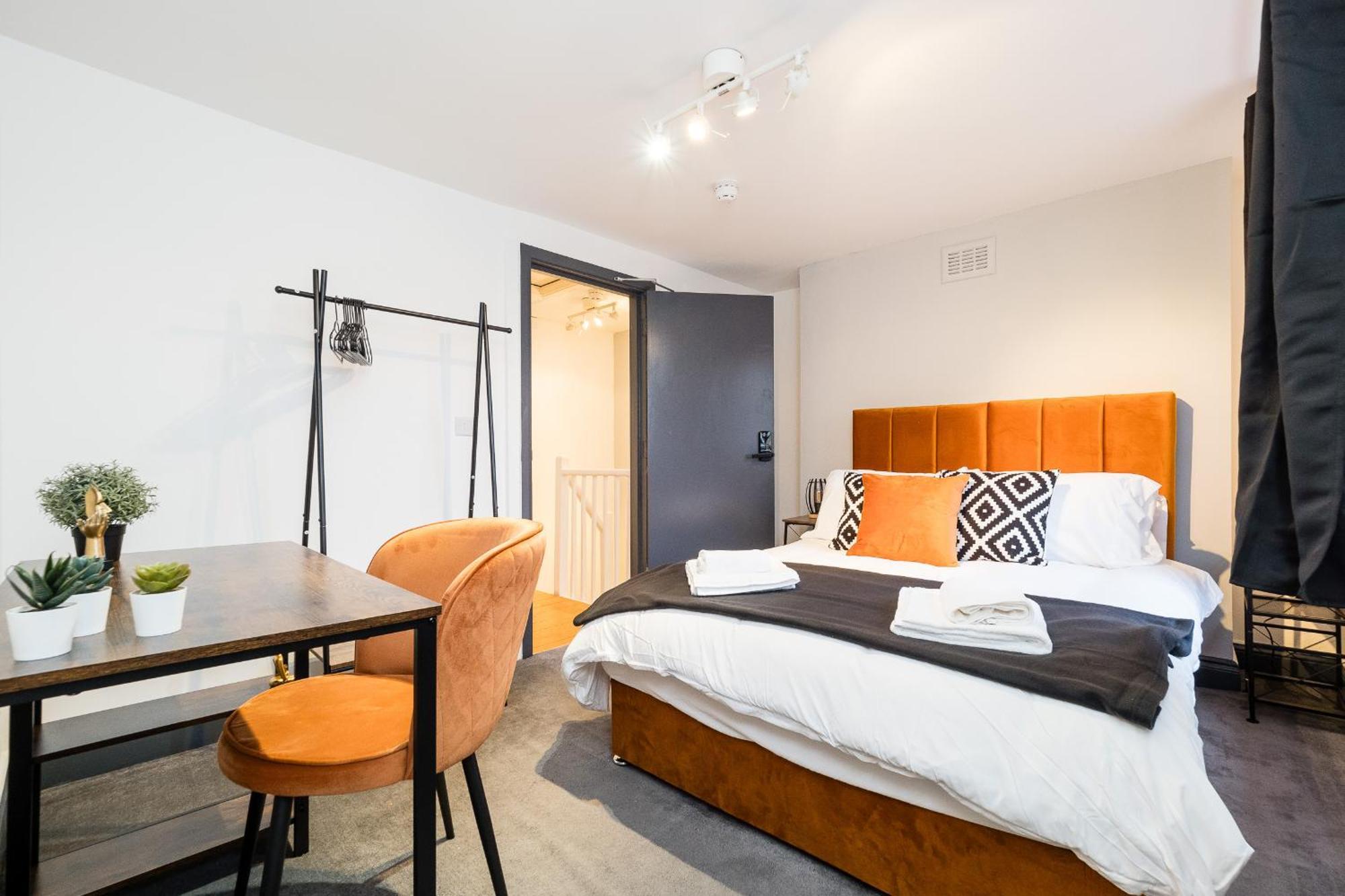Spacious 6 Ensuite Bedroom House In Central Londra Exterior foto