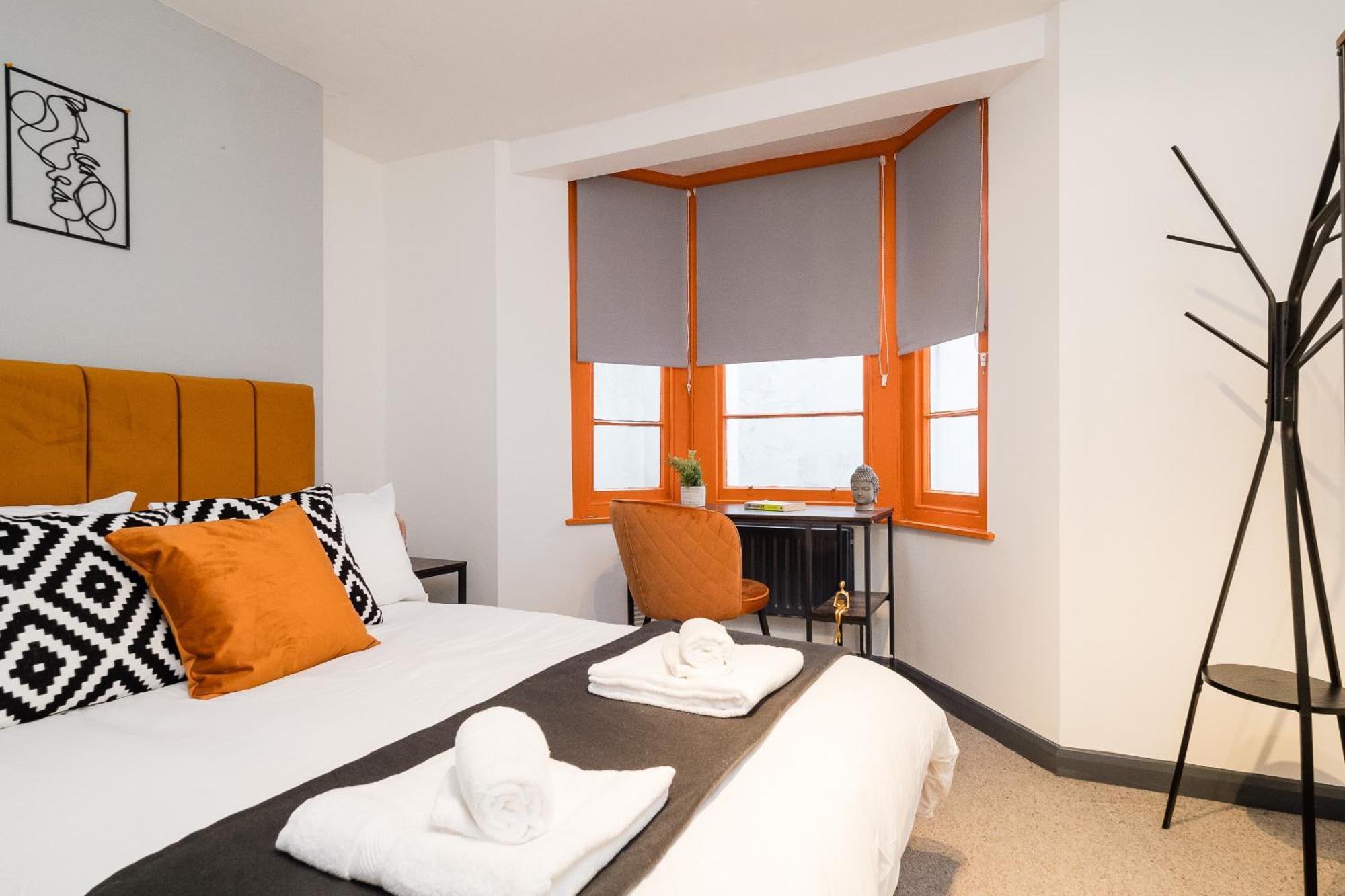 Spacious 6 Ensuite Bedroom House In Central Londra Exterior foto